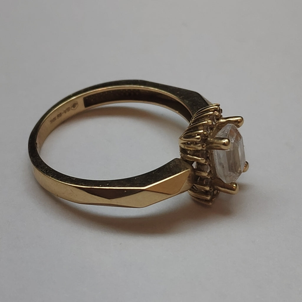 SOLITARIO ORO 10 K 2.4 GRMS (SEMINUEVO)