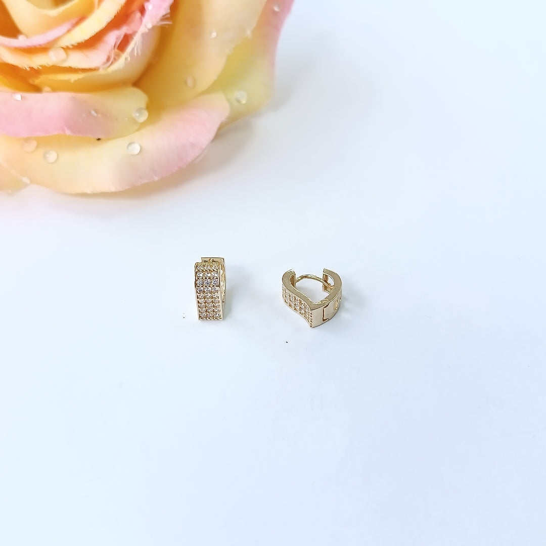 ARETES ARRACADAS CORAZON C CIRCONIAS 14K 2.1 GR (NUEVO)