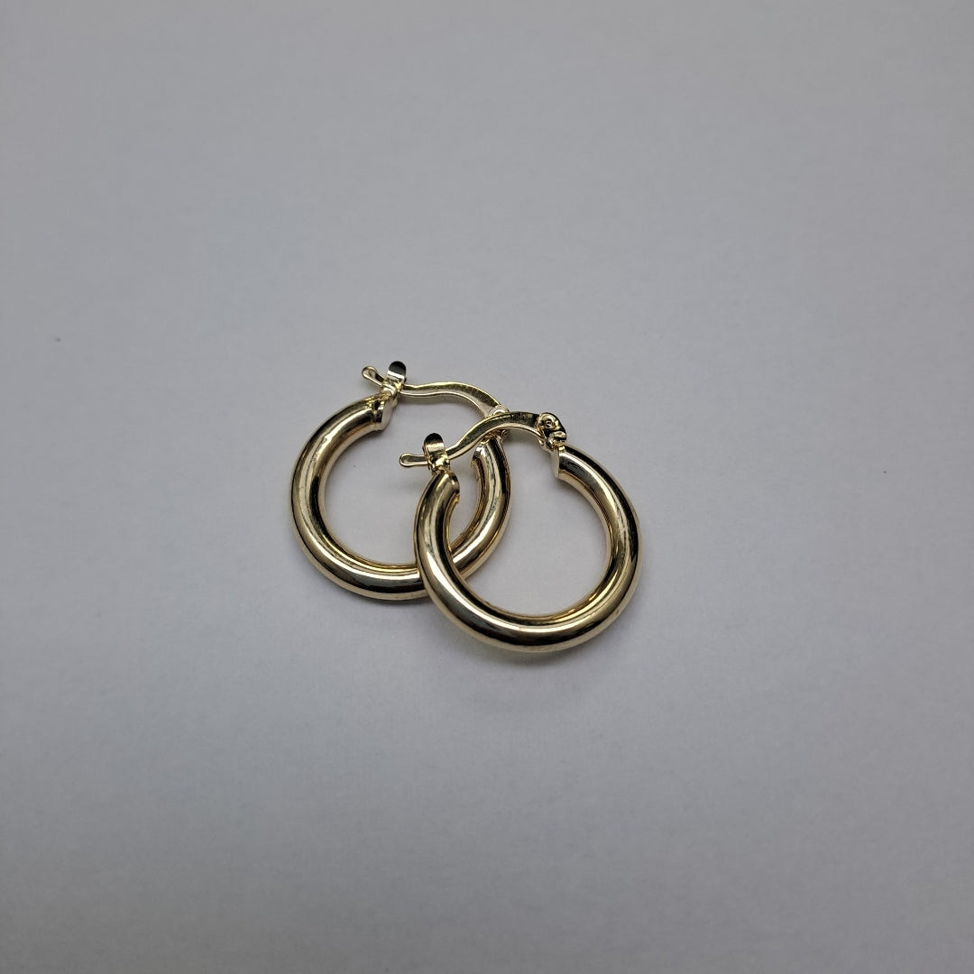 ARETES TEJIDO ARRACADAS LISAS 14K 1.6 GR (NUEVO)