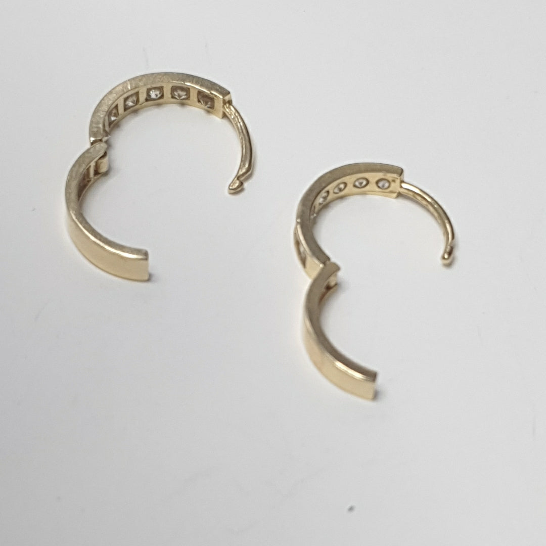 ARRACADAS PAR ORO 14 K 1.5 GRMS (SEMINUEVO)