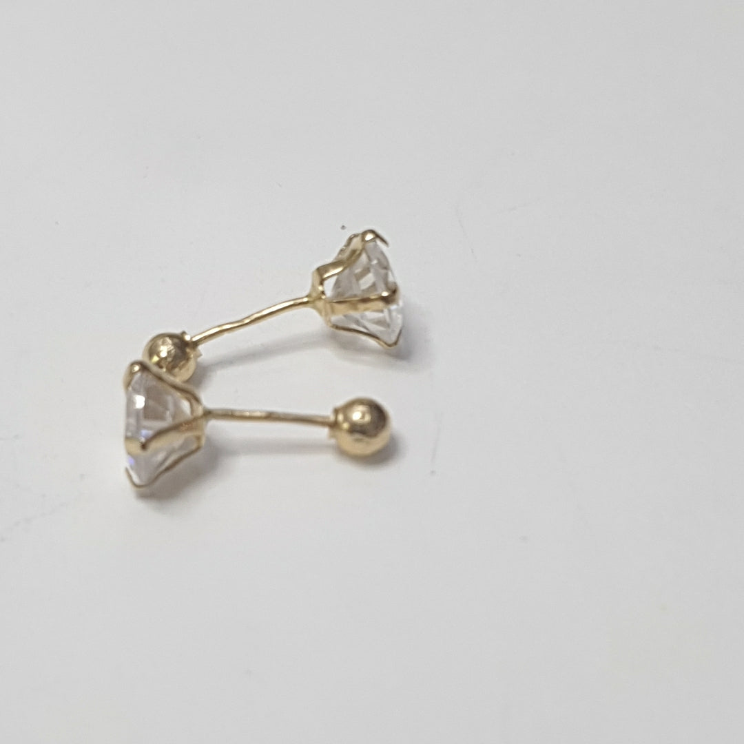BROQUELES PAR ORO 14 K 0.5 GRMS (SEMINUEVO)
