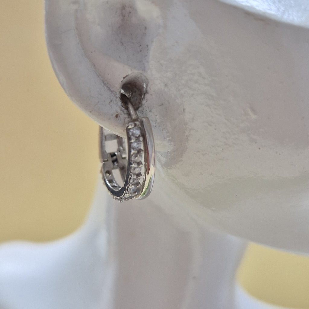 ARETES PAR ORO 14 K 1.9 GRMS (SEMINUEVO)