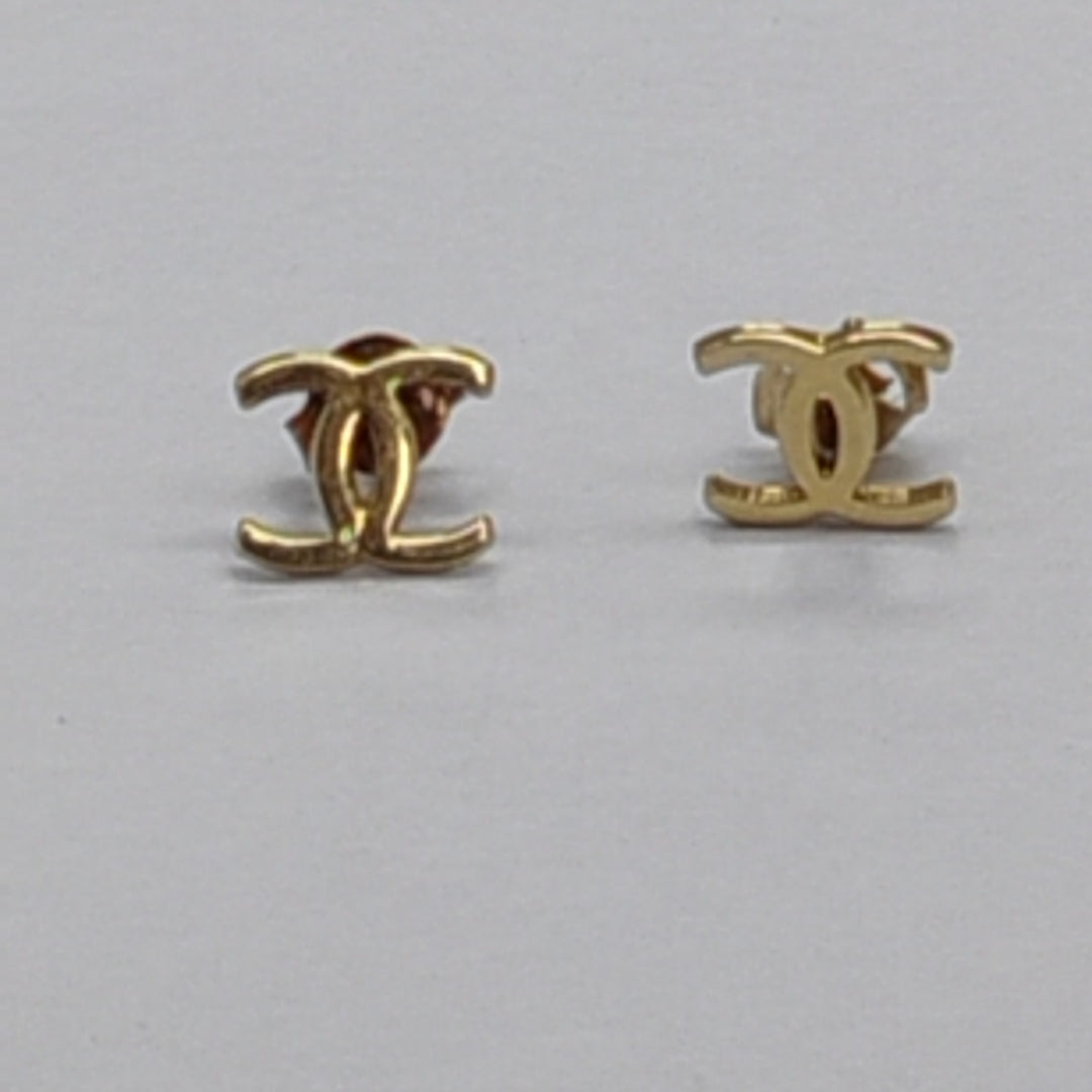 BROQUELES PAR ORO 14 K 0.6 GRMS (SEMINUEVO)