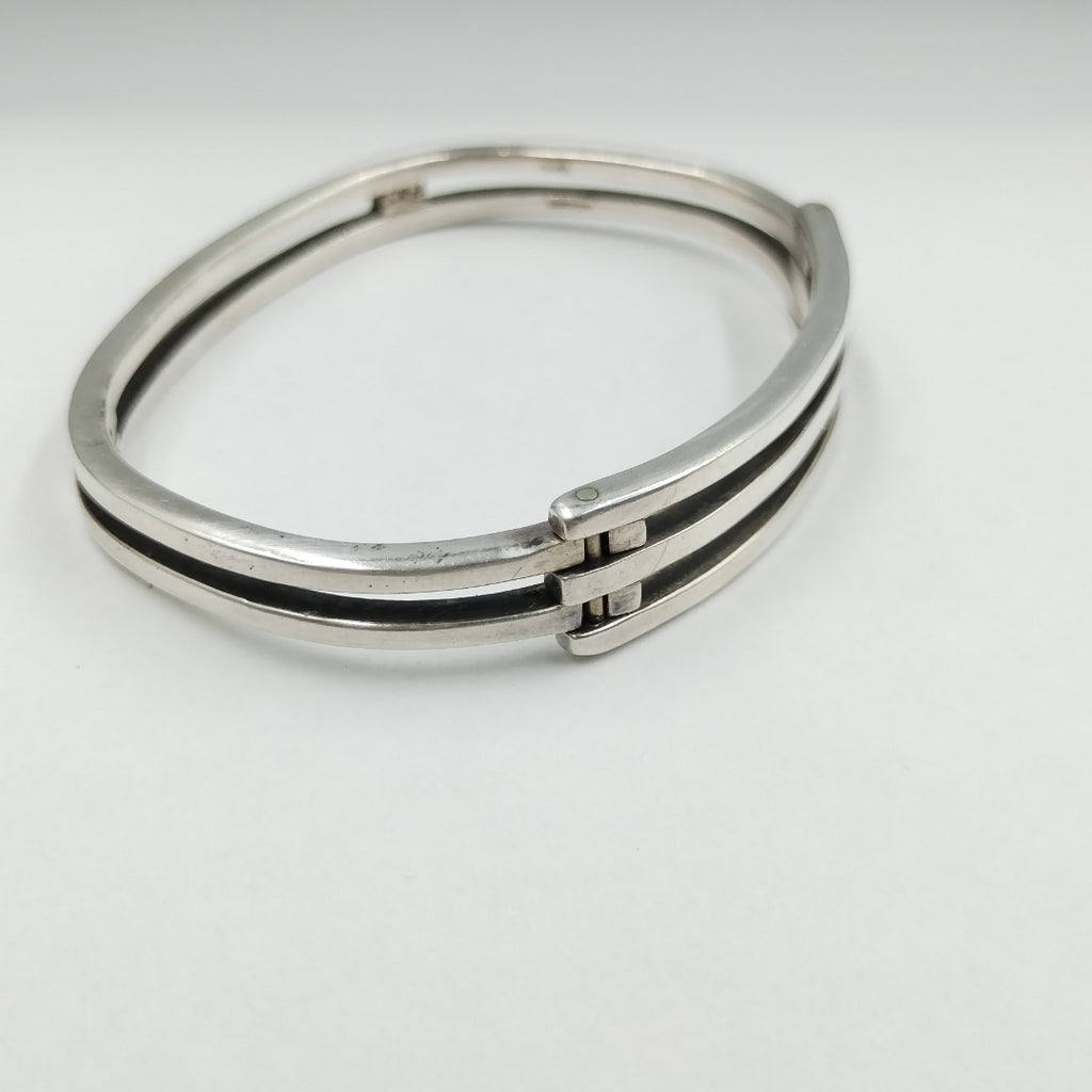 PULSERA RIGIDA PLATA 27.3 GRMS (SEMINUEVO)