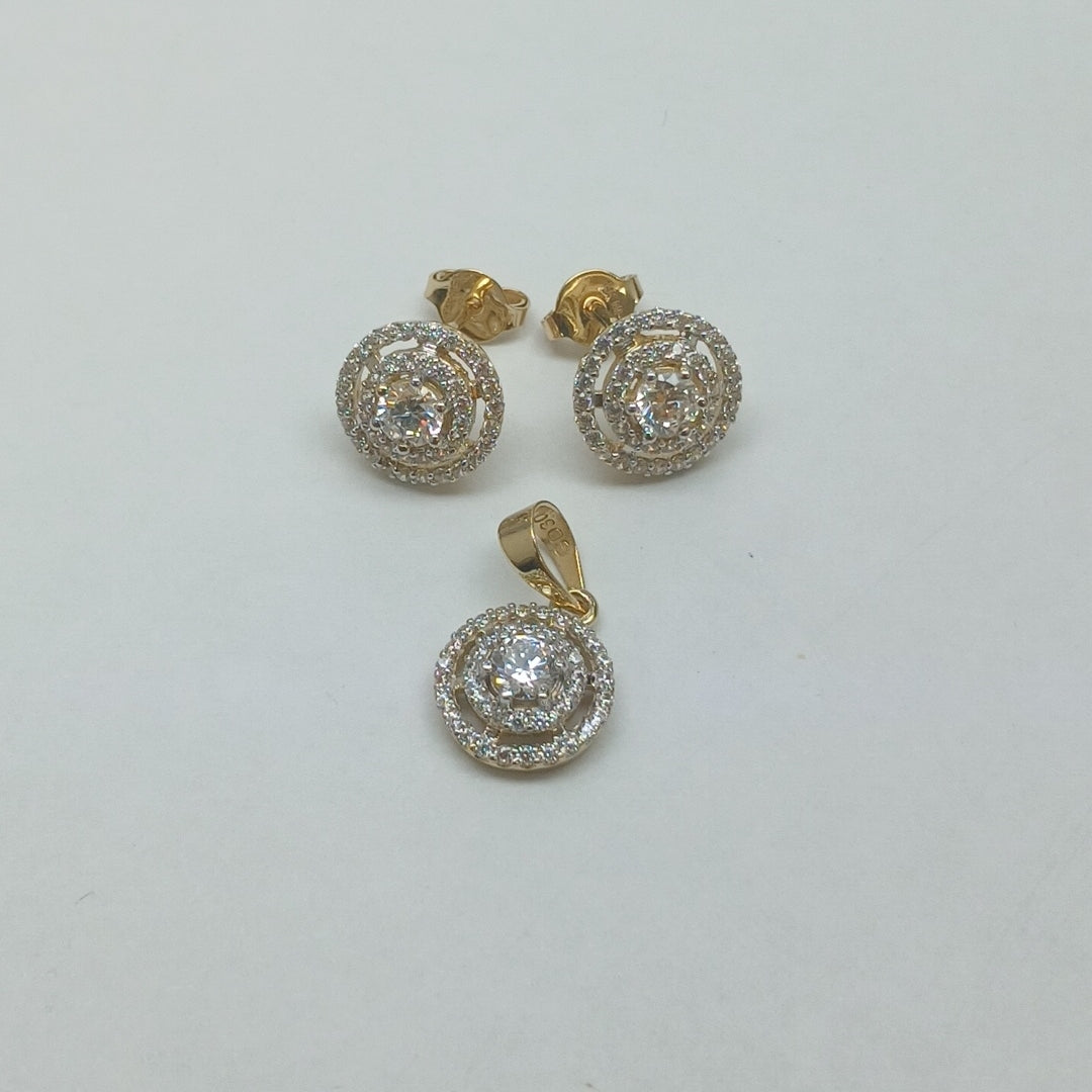 BROQUELES MEDIO ADEREZO BROQUELES Y DIJE C CIRCONIAS 14K 4.1 GR (NUEVO)