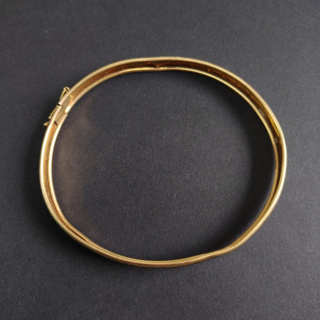 PULSERA RIGIDA ORO 10 K 5.9 GRMS (SEMINUEVO)