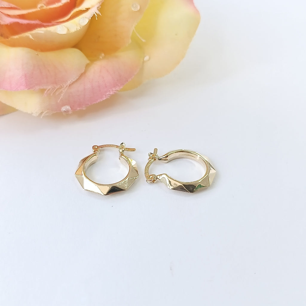 ARETES TEJIDO ARRACADAS FACETADAS 14K 1.8 GR (NUEVO)