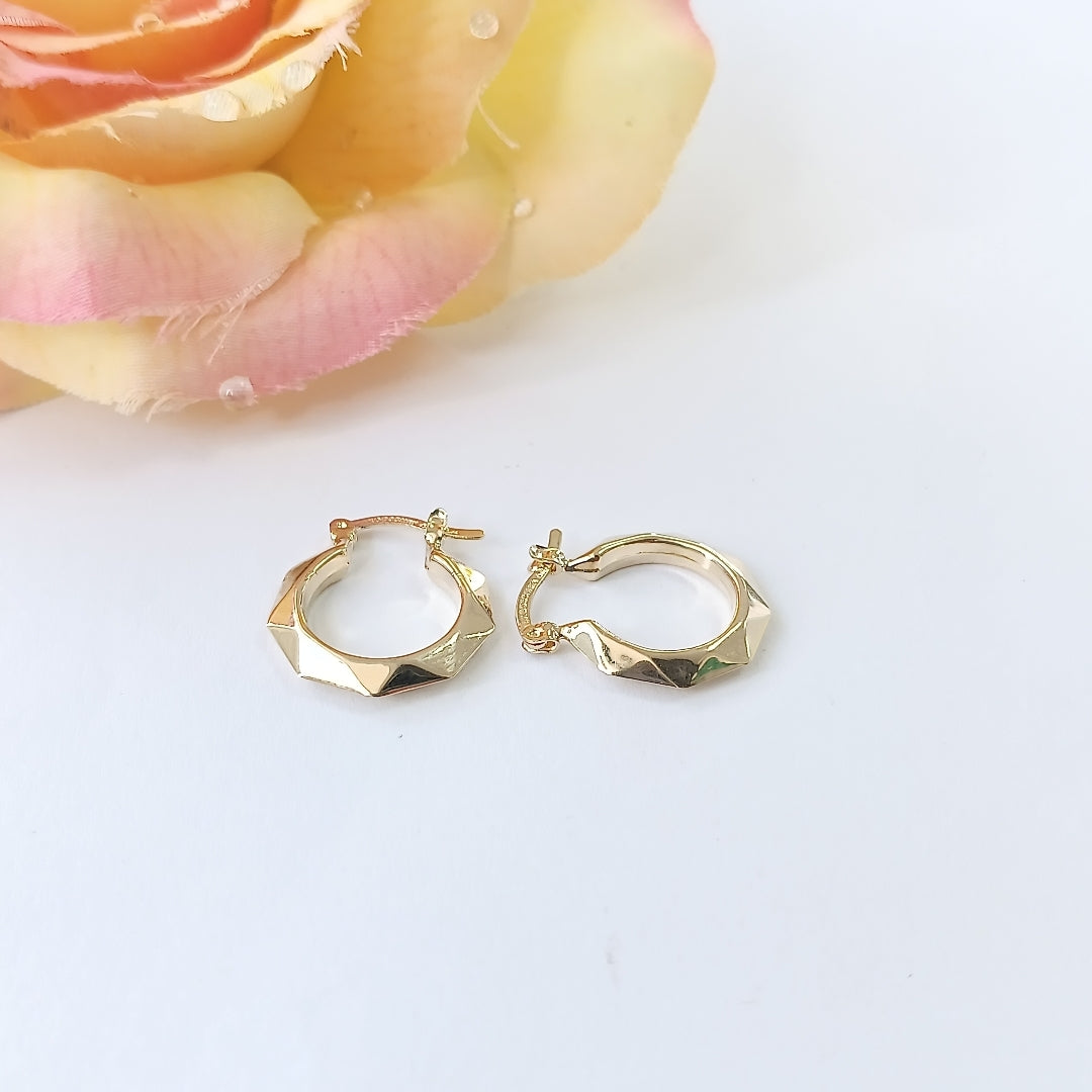 ARETES TEJIDO ARRACADAS FACETADAS 14K 1.8 GR (NUEVO)