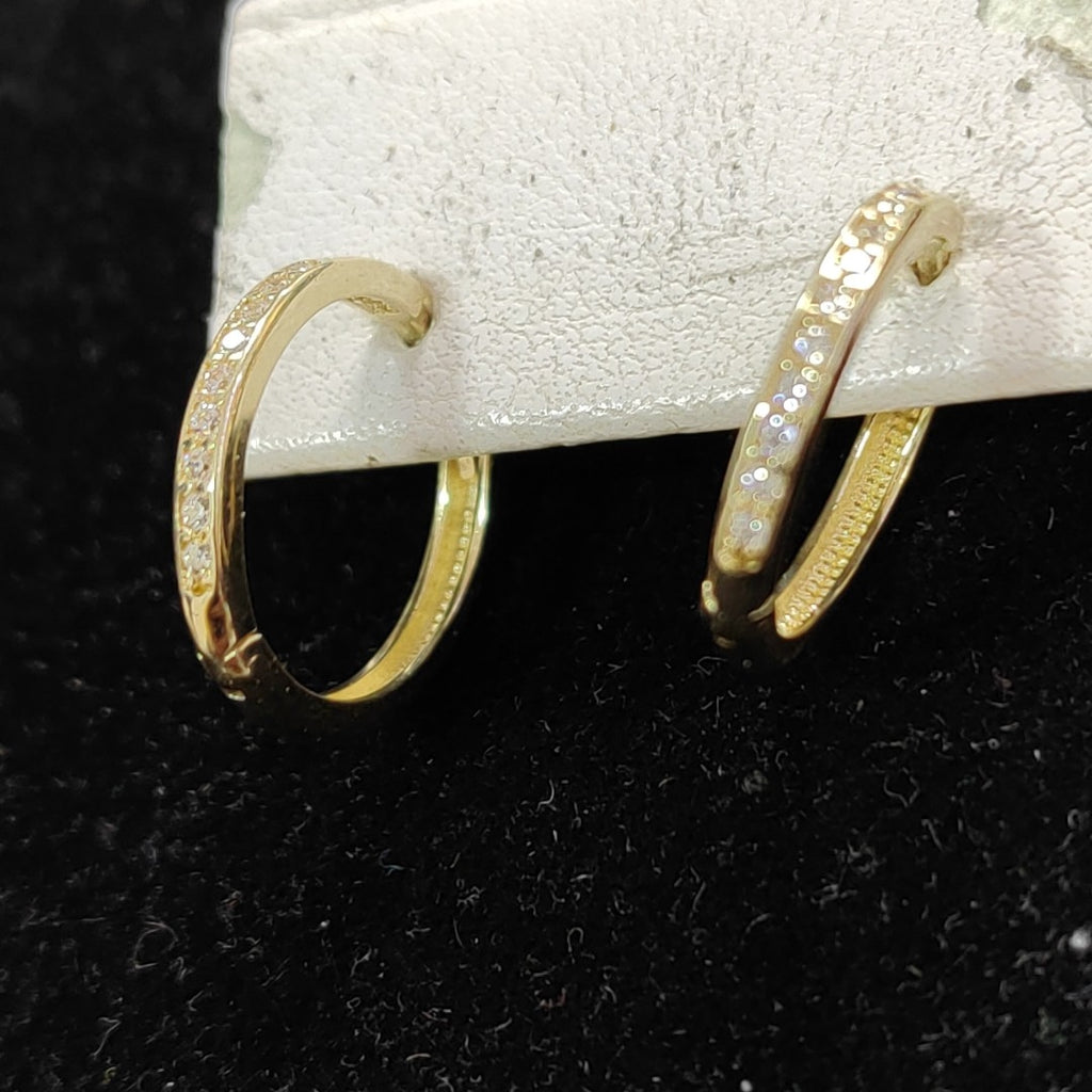 ARETES HUGGIES C CIRCONIA 14K 1.8 GR (NUEVO)