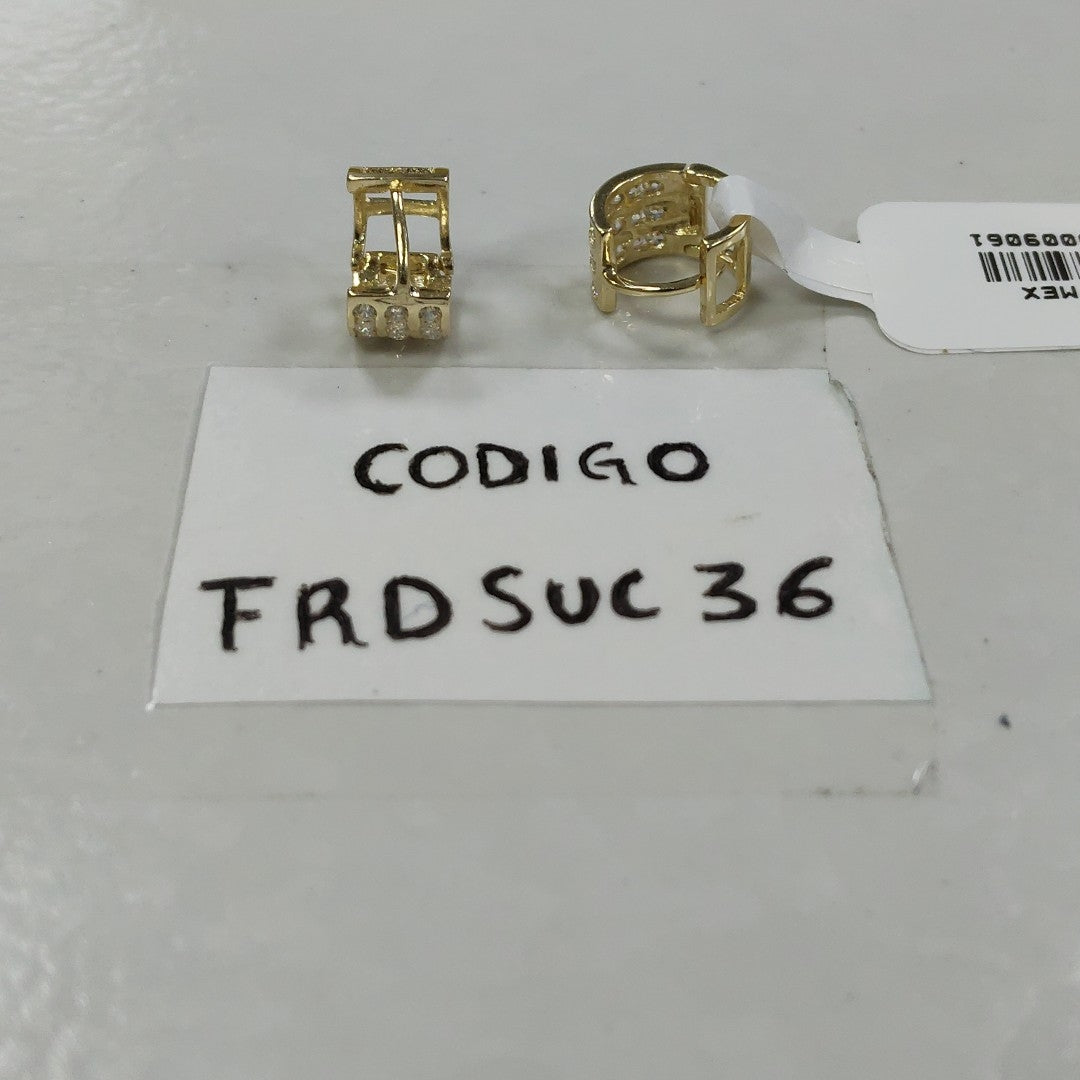 ARETES HUGGIES C CIRCONIA 14K 2.2 GR (NUEVO)