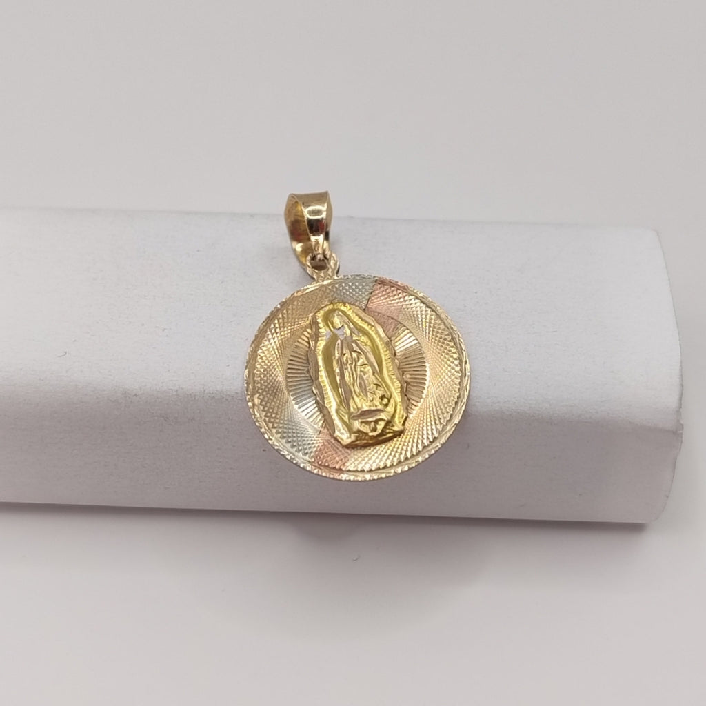 MEDALLA RELIGIOSA ORO 8 K 1.5 GRMS (SEMINUEVO)