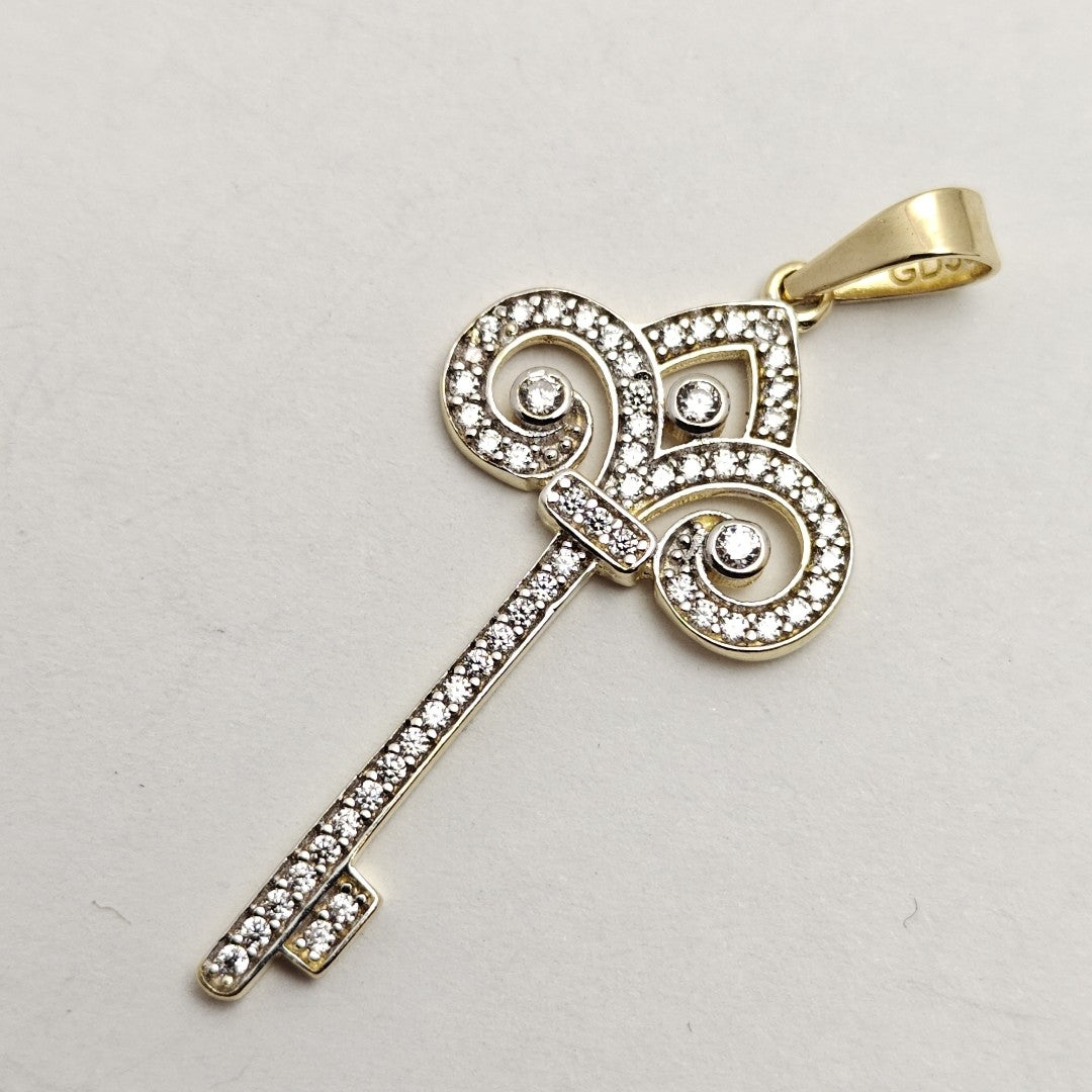 DIJE LLAVE C CIRCONIAS 14K 1.5 GR (NUEVO)