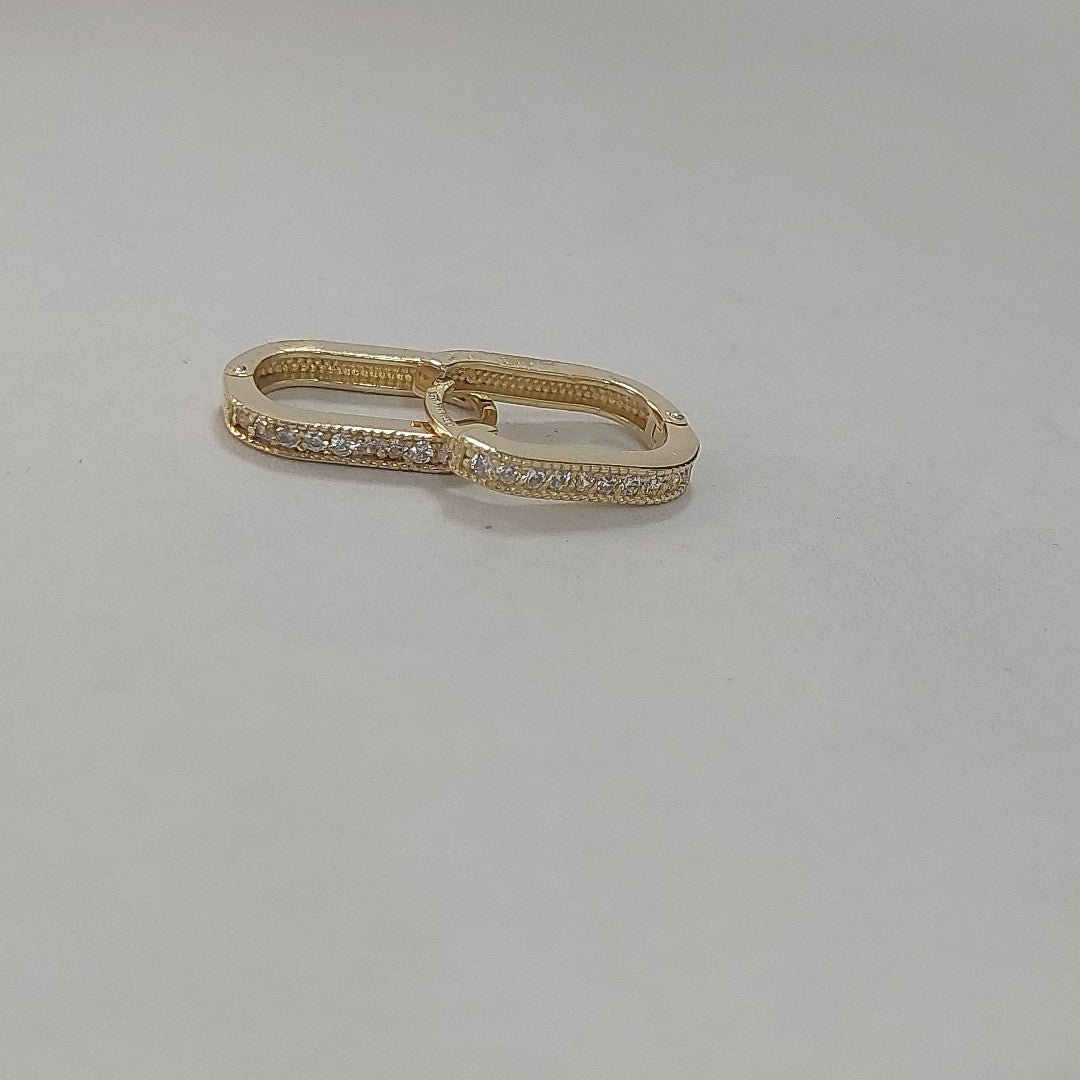 ARETES HUGGIES OVALADA C CIRCONIAS 14K 2.3 GR (NUEVO)