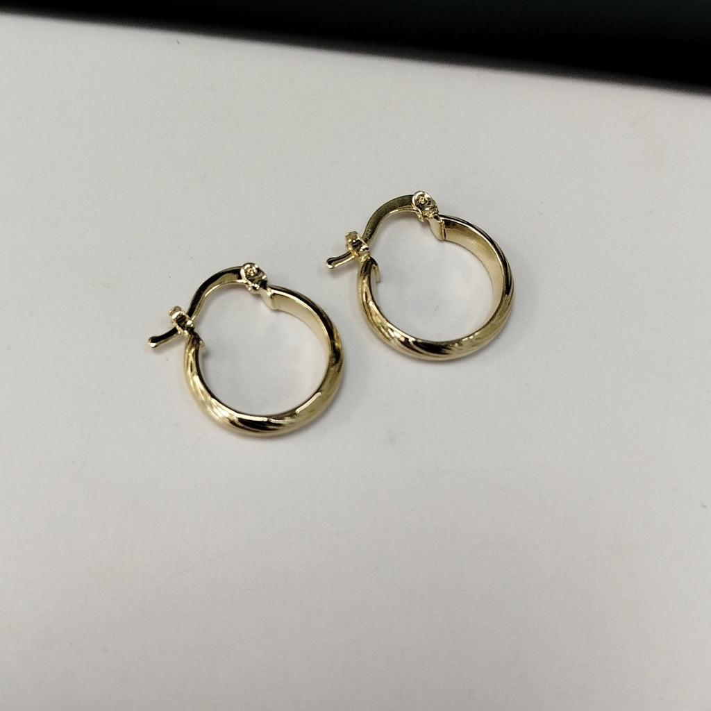 ARETES ARRACADA ASTRIADA 14K 1.7 GR (NUEVO)