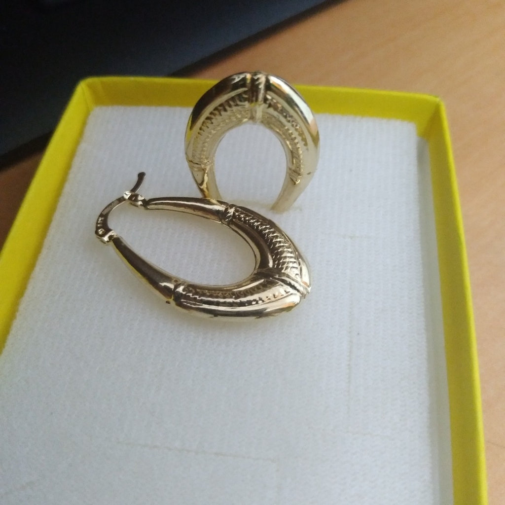 ARETES ARRACADAS ESTRIADAS 14K 2.6 GR (NUEVO)