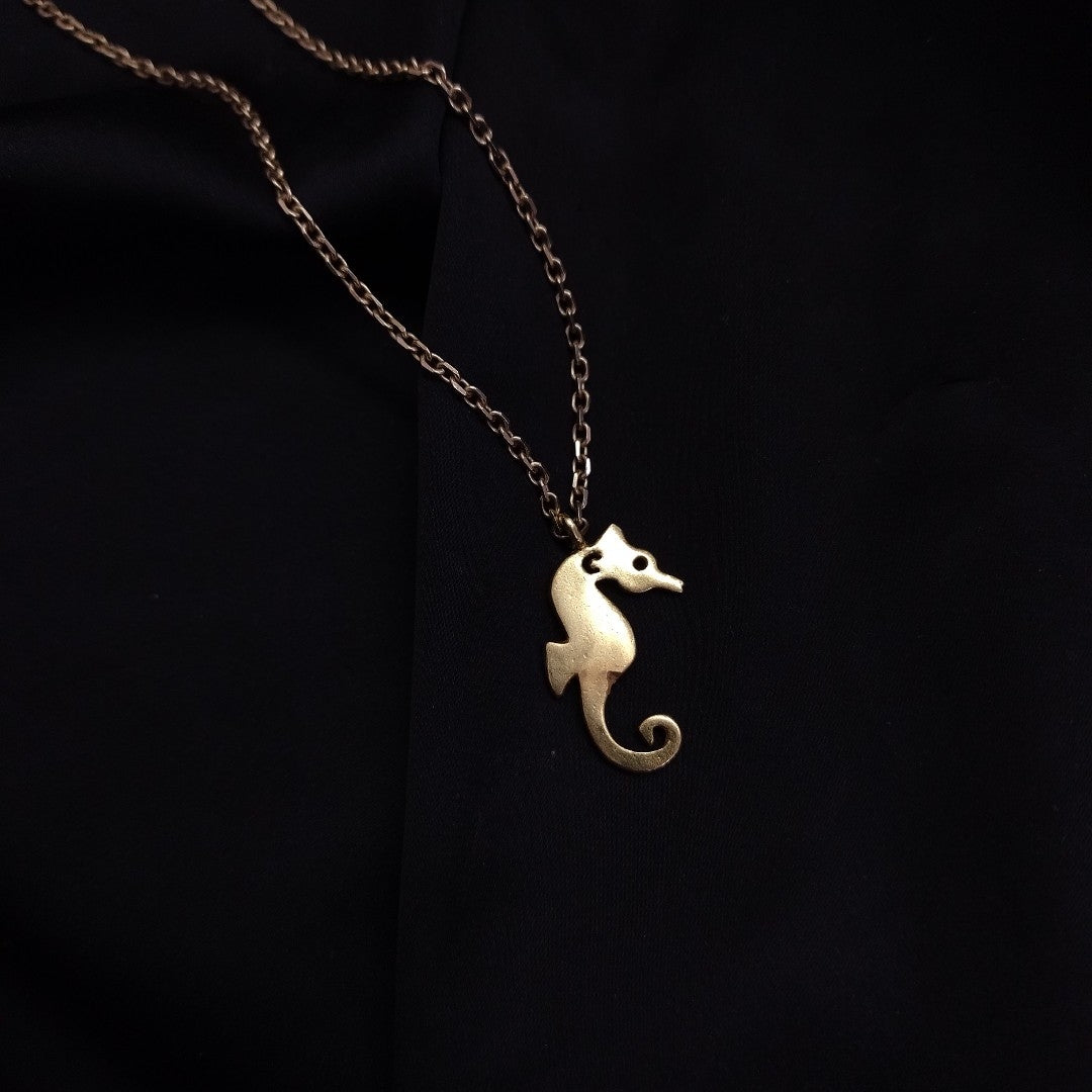 CADENA, DIJE ORO 18 K 5.5 GRMS (SEMINUEVO)