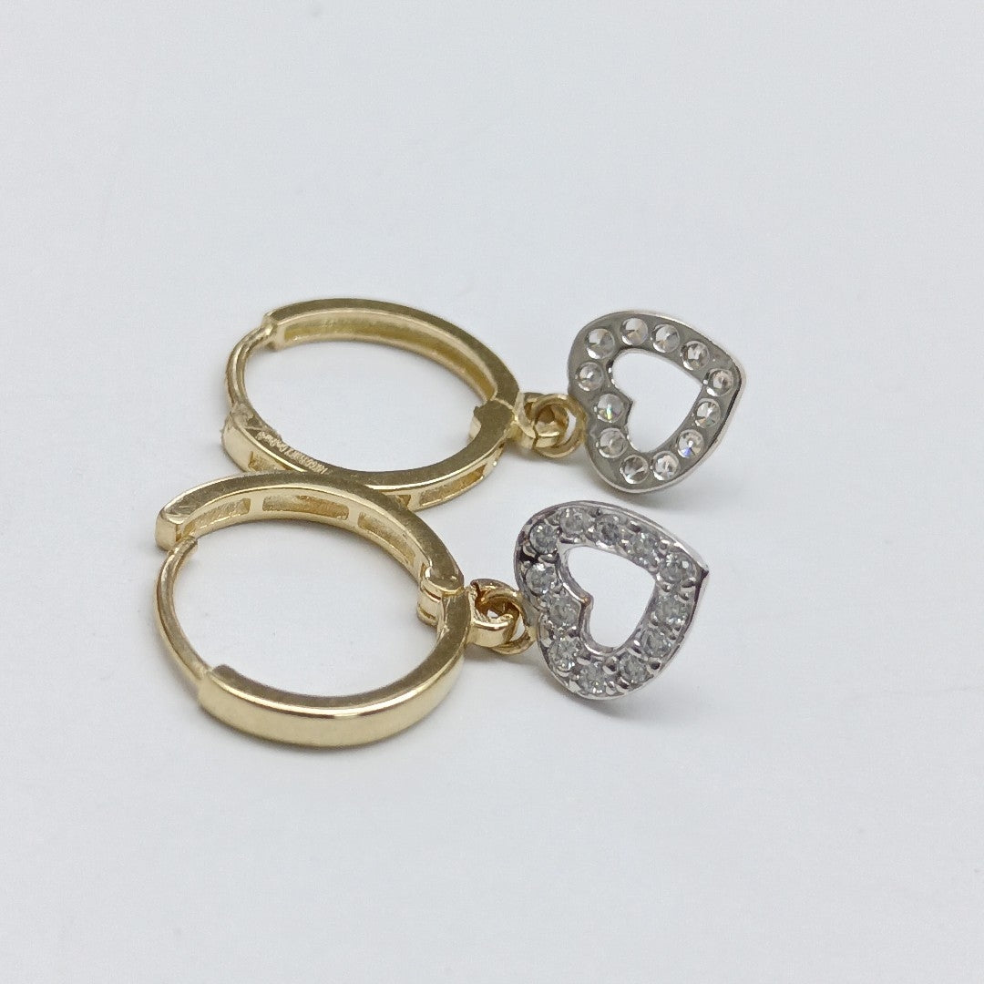 ARETES HUGGIES CON DIJE CORAZON Y CIRCONIAS 14K 2.1 GR (NUEVO)