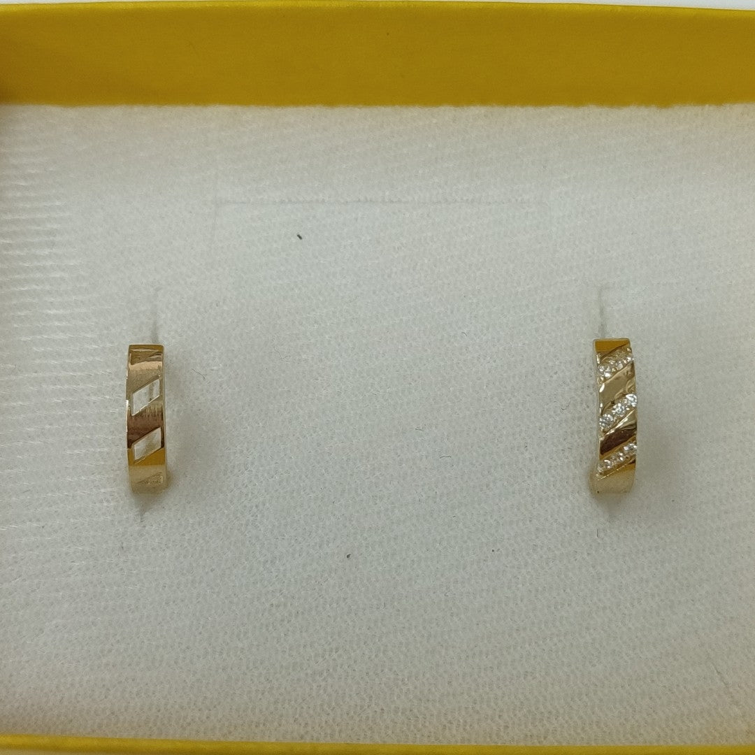 ARETES HUGGIES CON CIRCONIAS 14K 2.2 GR (NUEVO)