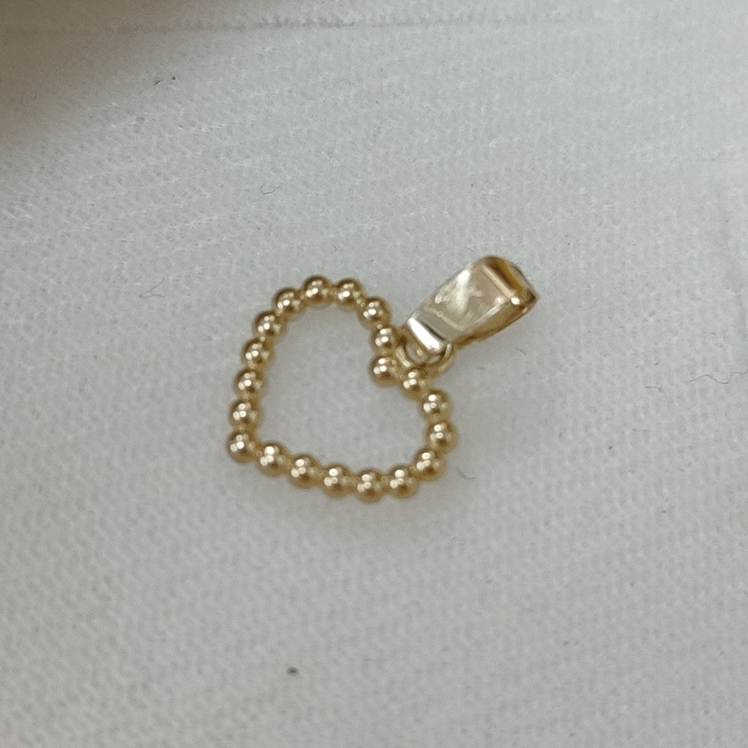 DIJE CORAZON CON CIRCONIAS 10K 0.6 GR (NUEVO)