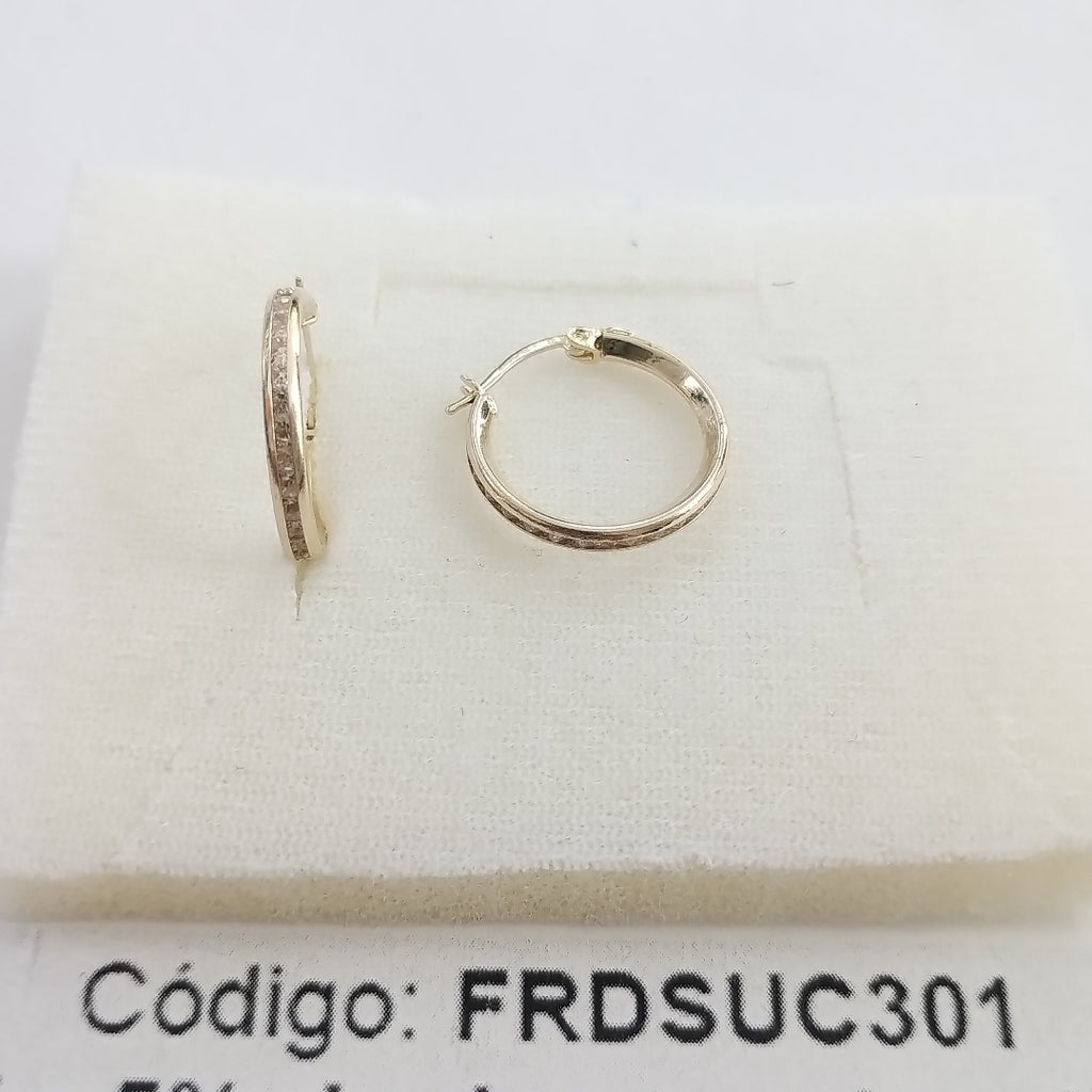 ARETES ARRACADAS CON CIRCONIAS 10K 1.8 GR (NUEVO)