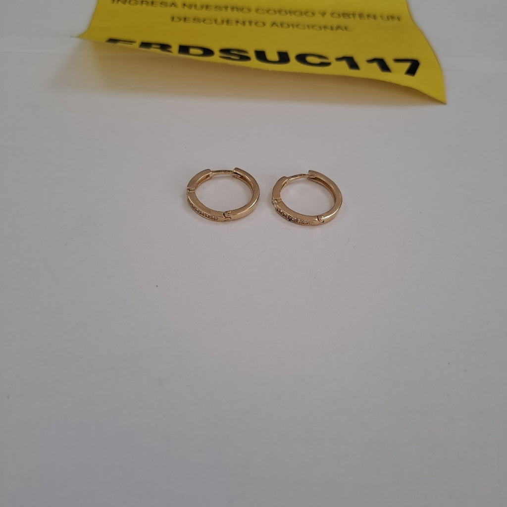 ARETES ARRACADAS C CIRCONIAS 14K 2.3 GR (NUEVO)