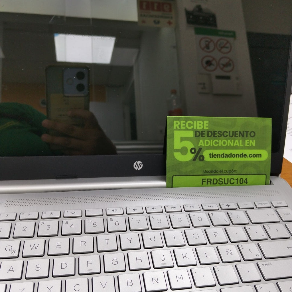 LAPTOP HP 14-DQ0519LA (2024) 128 GB SSD 4 GB RAM (SEMINUEVO)