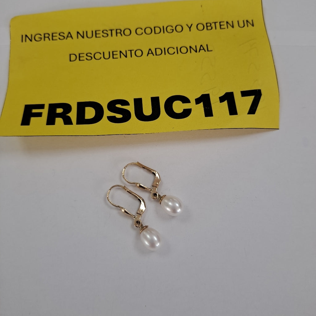 ARETES C PERLAS SINTETICAS 10K 2.1 GR (NUEVO)