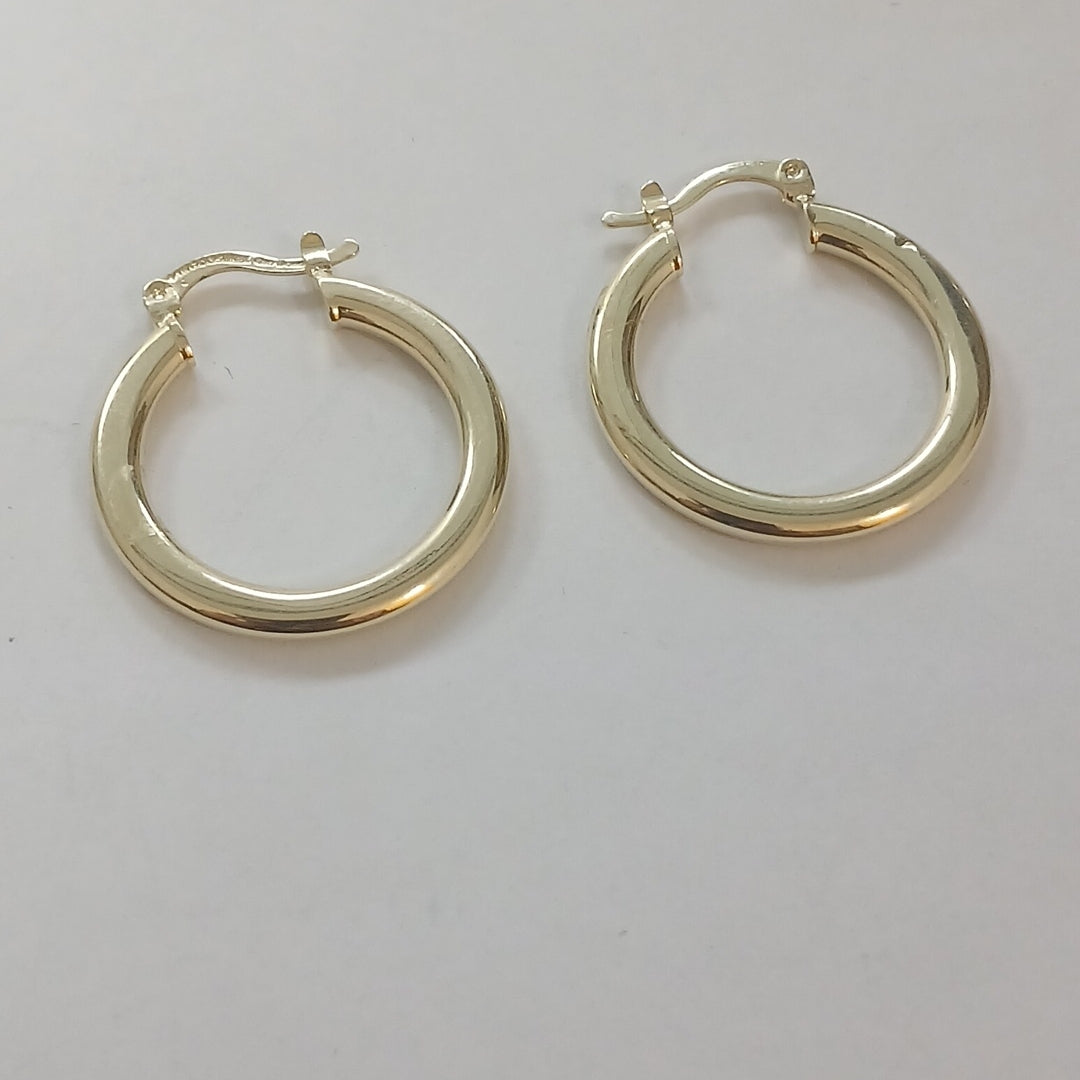ARETES TEJIDO ARRACADA LISA 14K 2.1 GR (NUEVO)
