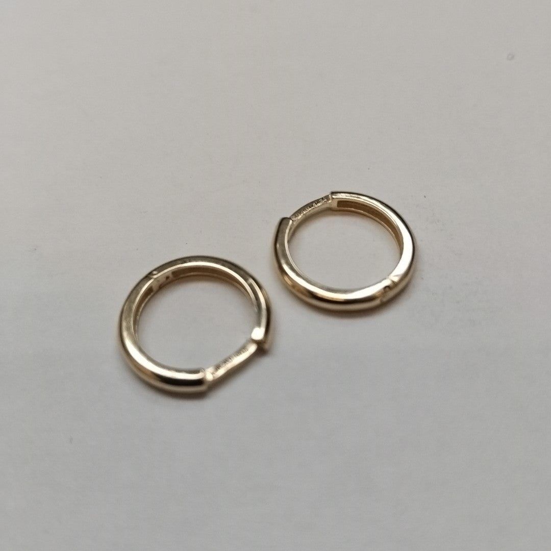 ARETES ARRACADAS LISAS 14K 1.6 GR (NUEVO)