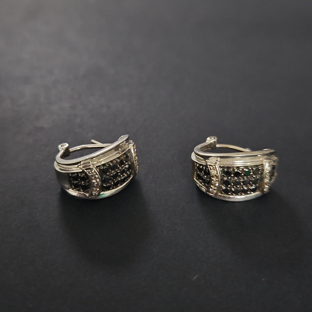 ARETES PAR ORO BLANCO 14 K 7,00 GRMS (SEMINUEVO)
