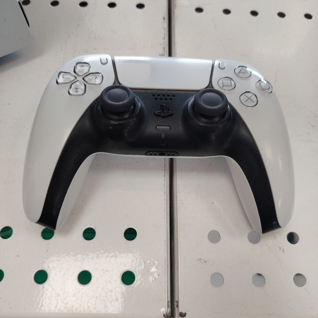 CONSOLA DE VIDEOJUEGO SONY PS5 825 SSD (SEMINUEVO)