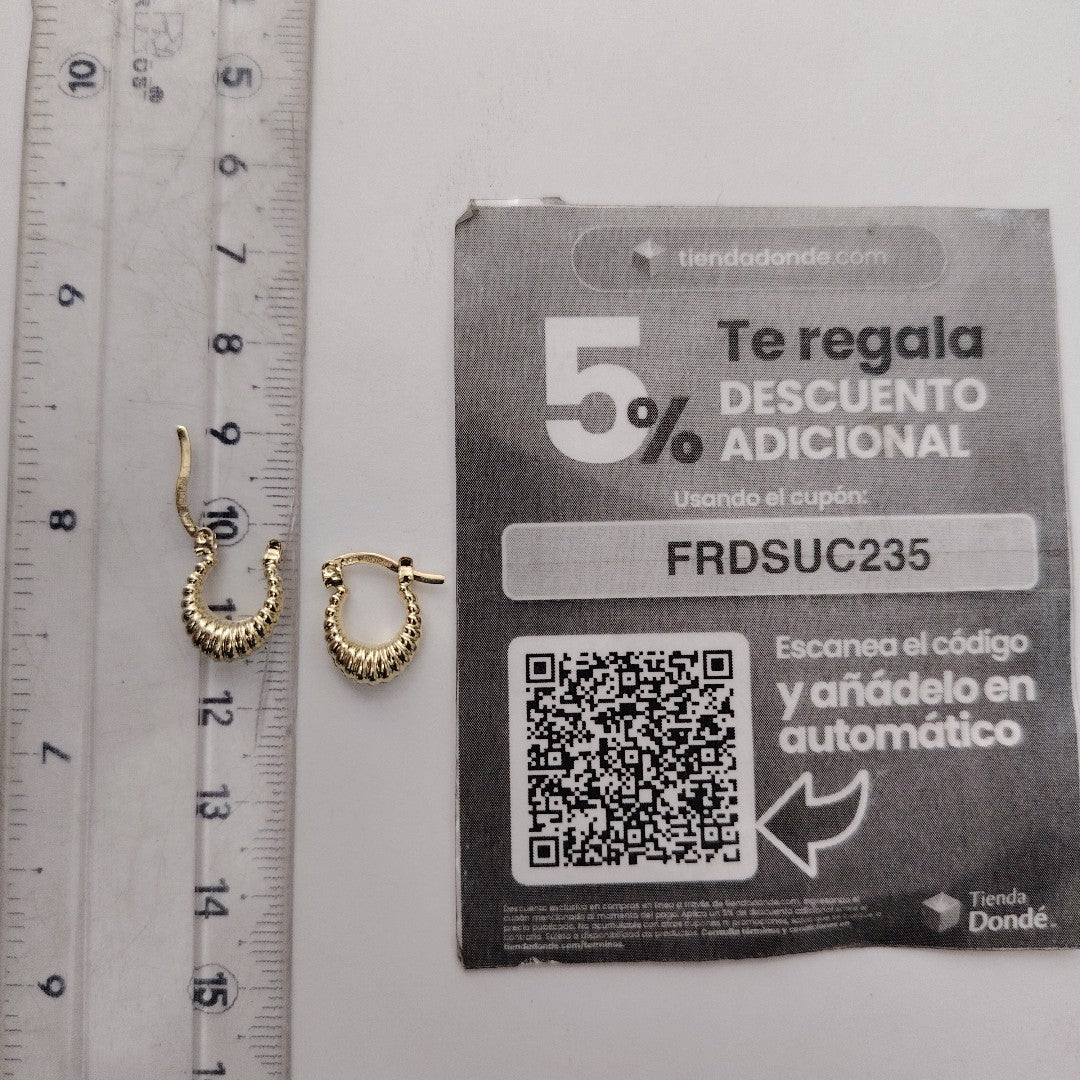 ARETES ARRACADA ESTRIADAS 14K 1.1 GR (NUEVO)
