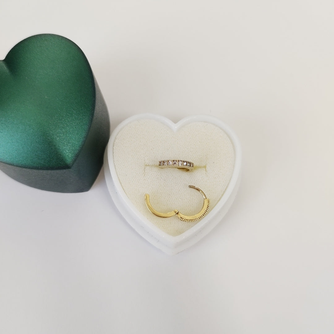 ARETES ARRACADAS CON CIRCONIAS 10K 1.3 GR (NUEVO)
