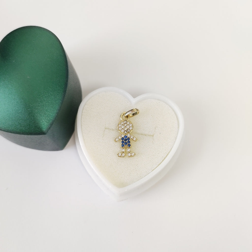 DIJE NIÑO CON CIRCONIAS Y PIEDRAS DE COLOR 10K 0.8 GR (NUEVO)