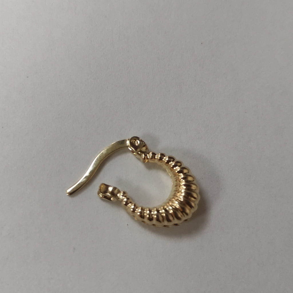ARETES ARRACADA ESTRIADAS 14K 1.1 GR (NUEVO)
