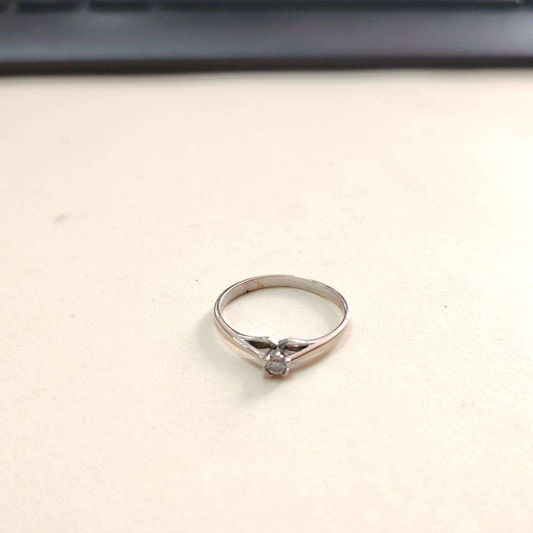 SOLITARIO ORO 14 K 1.3 GRMS (SEMINUEVO)