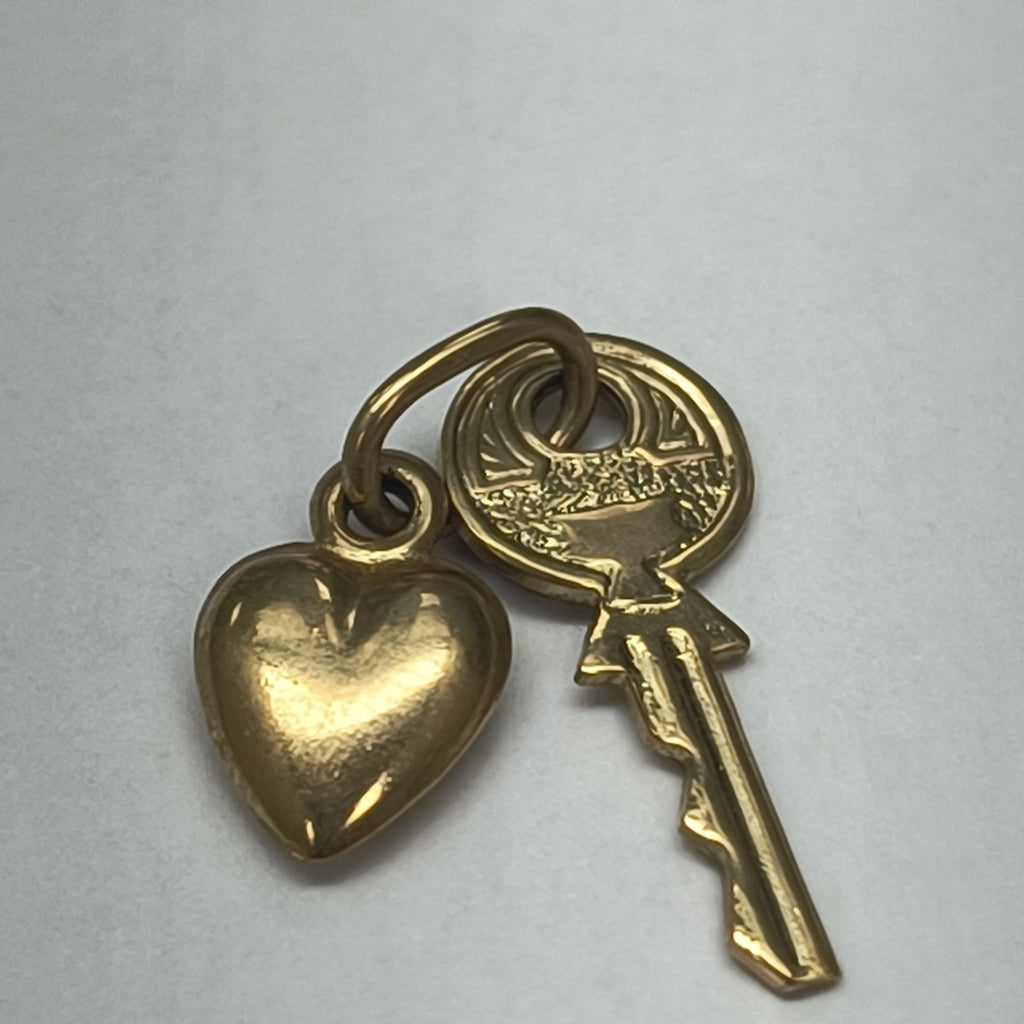 DIJE ORO 14 K 1,10 GRMS (SEMINUEVO)