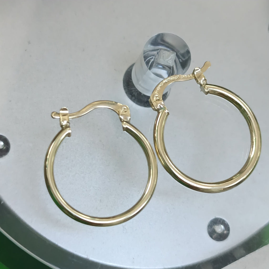 ARETES TEJIDO ARRACADAS LISAS 14K 1.2 GR (NUEVO)