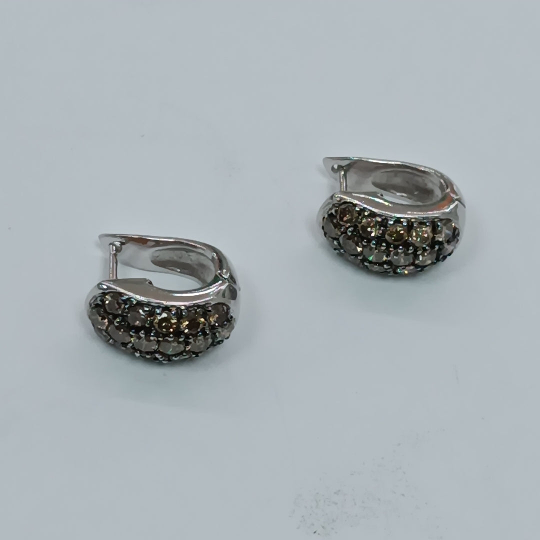 ARETES PAR ORO BLANCO 14 K 7,00 GRMS (SEMINUEVO)