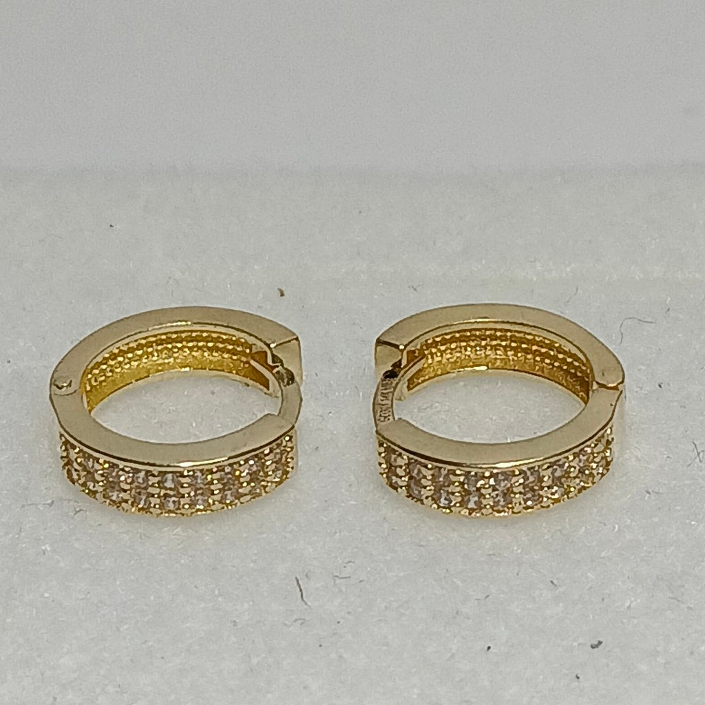 ARETES HUGGIES C CIRCONIAS 14K 2.2 GR (NUEVO)