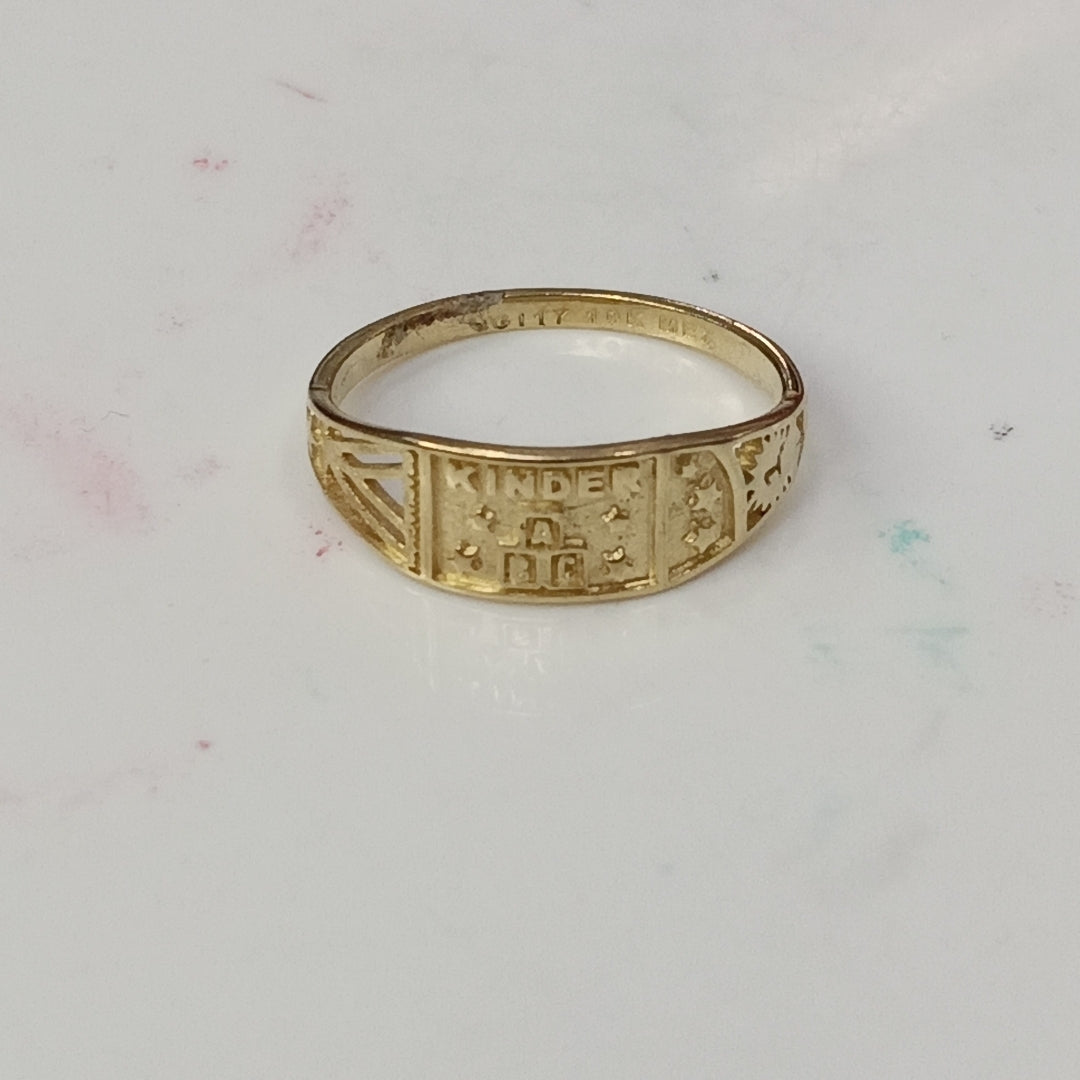 ANILLO DE GRADUACIÓN ORO 10 K 1.1 GRMS (SEMINUEVO)