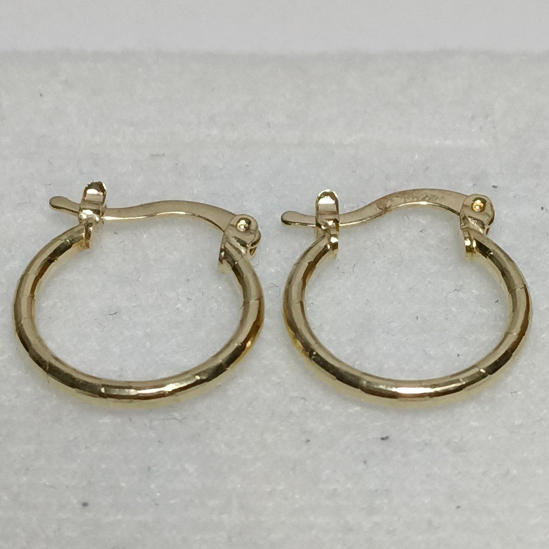 ARETES ARRACADAS ESTRIADAS 14K 1.4 GR (NUEVO)