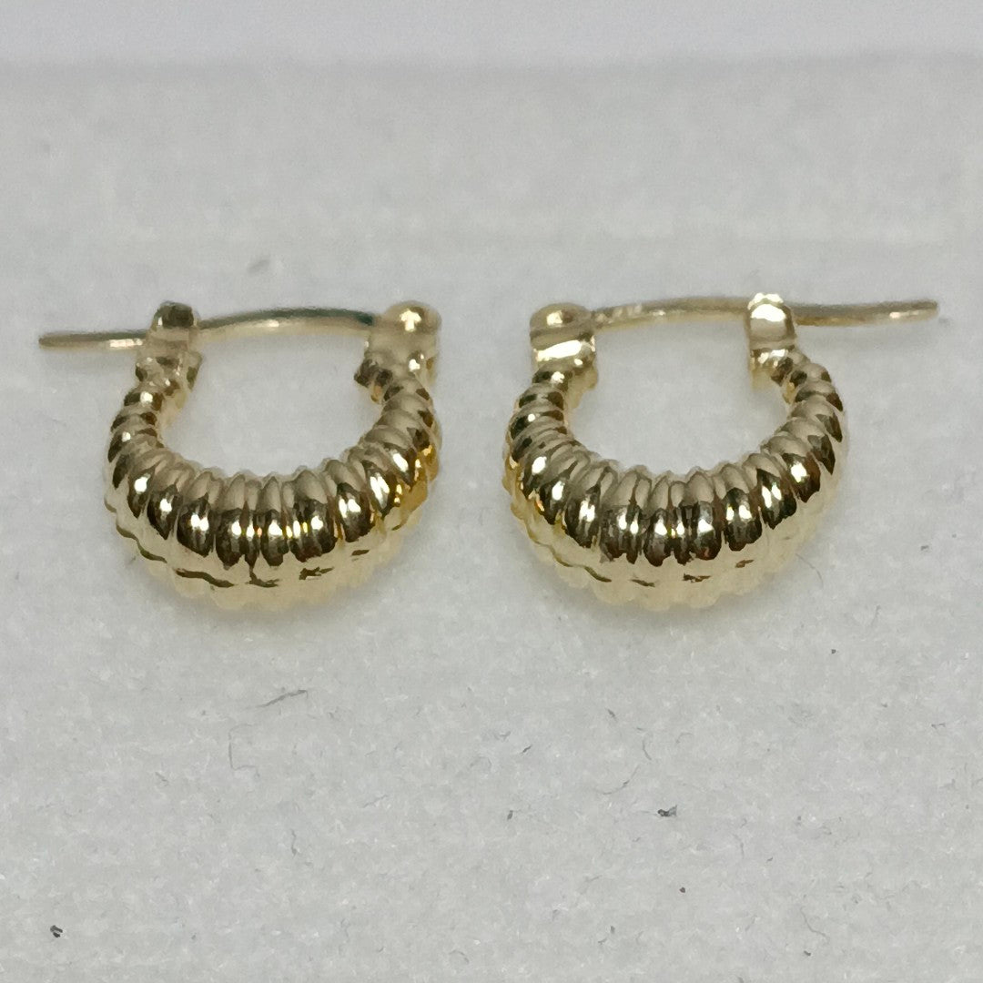 ARETES ARRACADA ESTRIADAS 14K 1.2 GR (NUEVO)