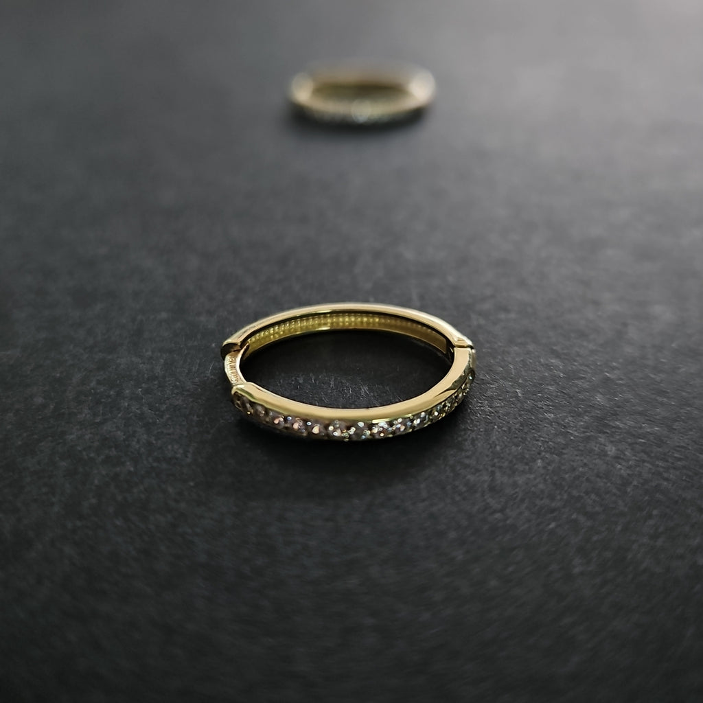 ARETES ARRACADAS C CIRCONIAS 14K 2.1 GR (NUEVO)