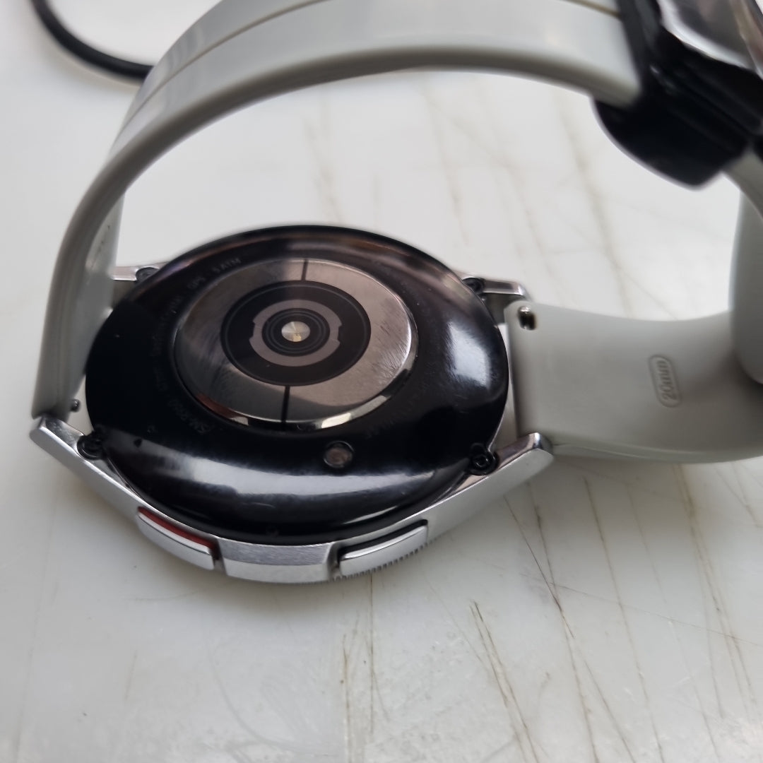 SMARTWATCH SAMSUNG GALAXY WATCH 6 CLASSIC SM-R960 47 MM GPS (SEMINUEVO)