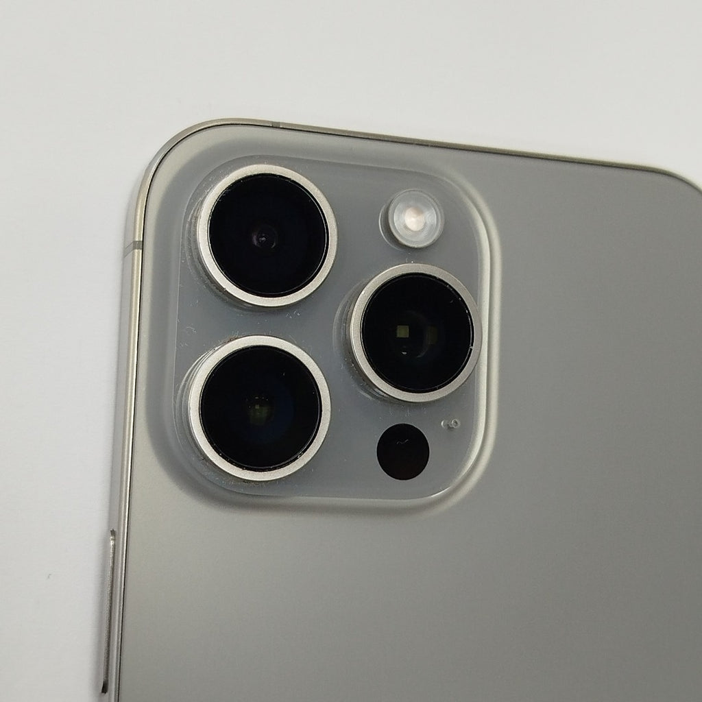 CELULAR APPLE IPHONE 15 PRO MAX A3105 (2023) 256 GB 8 GB RAM (SEMINUEVO)