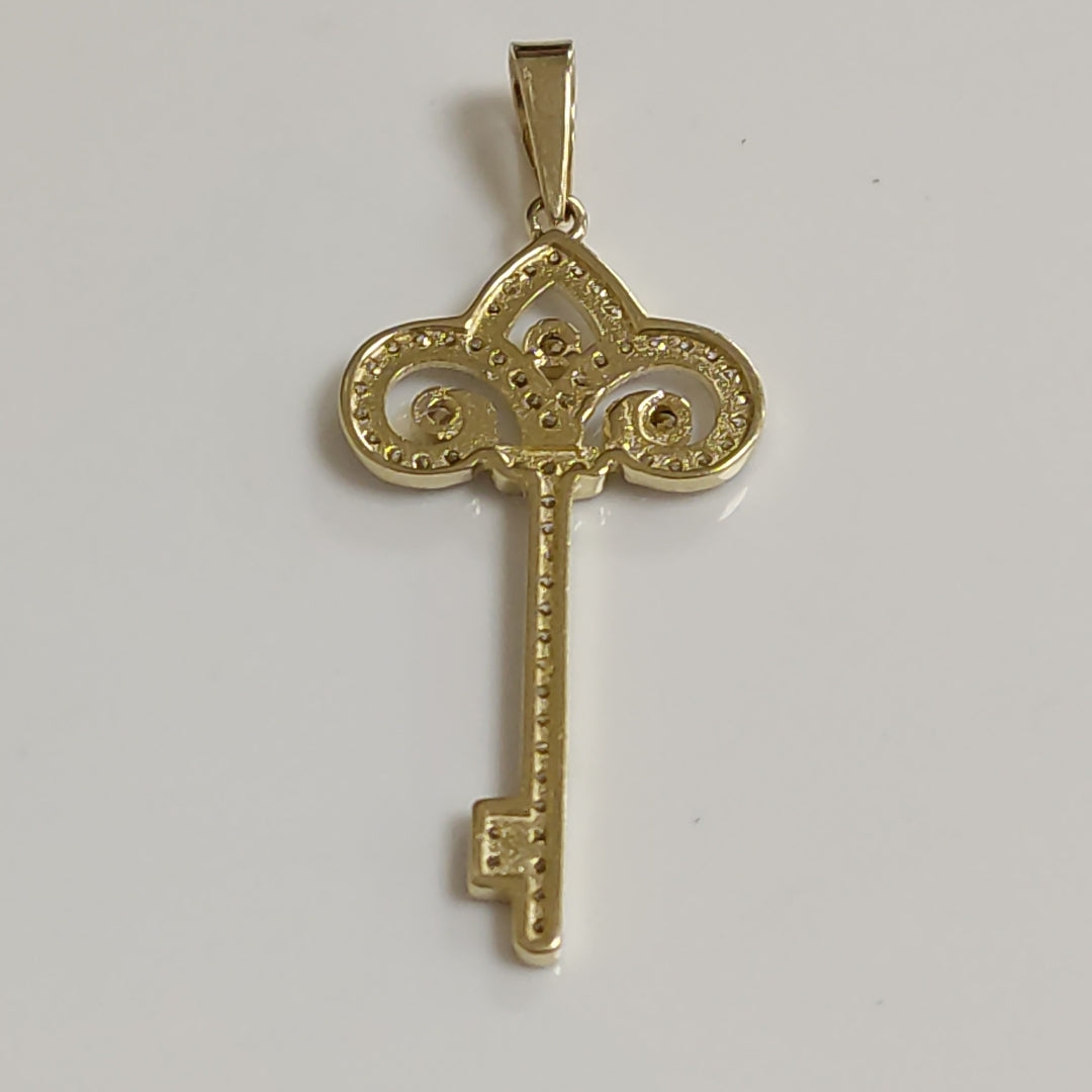 DIJE LLAVE C CIRCONIAS 14K 1.6 GR (NUEVO)