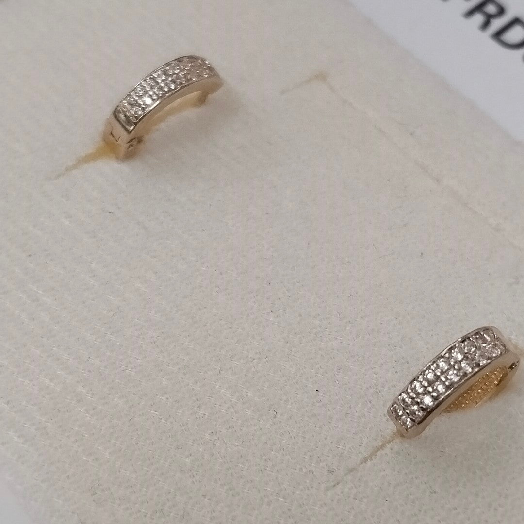 ARETES HUGGIES C CIRCONIA 14K 2.2 GR (NUEVO)