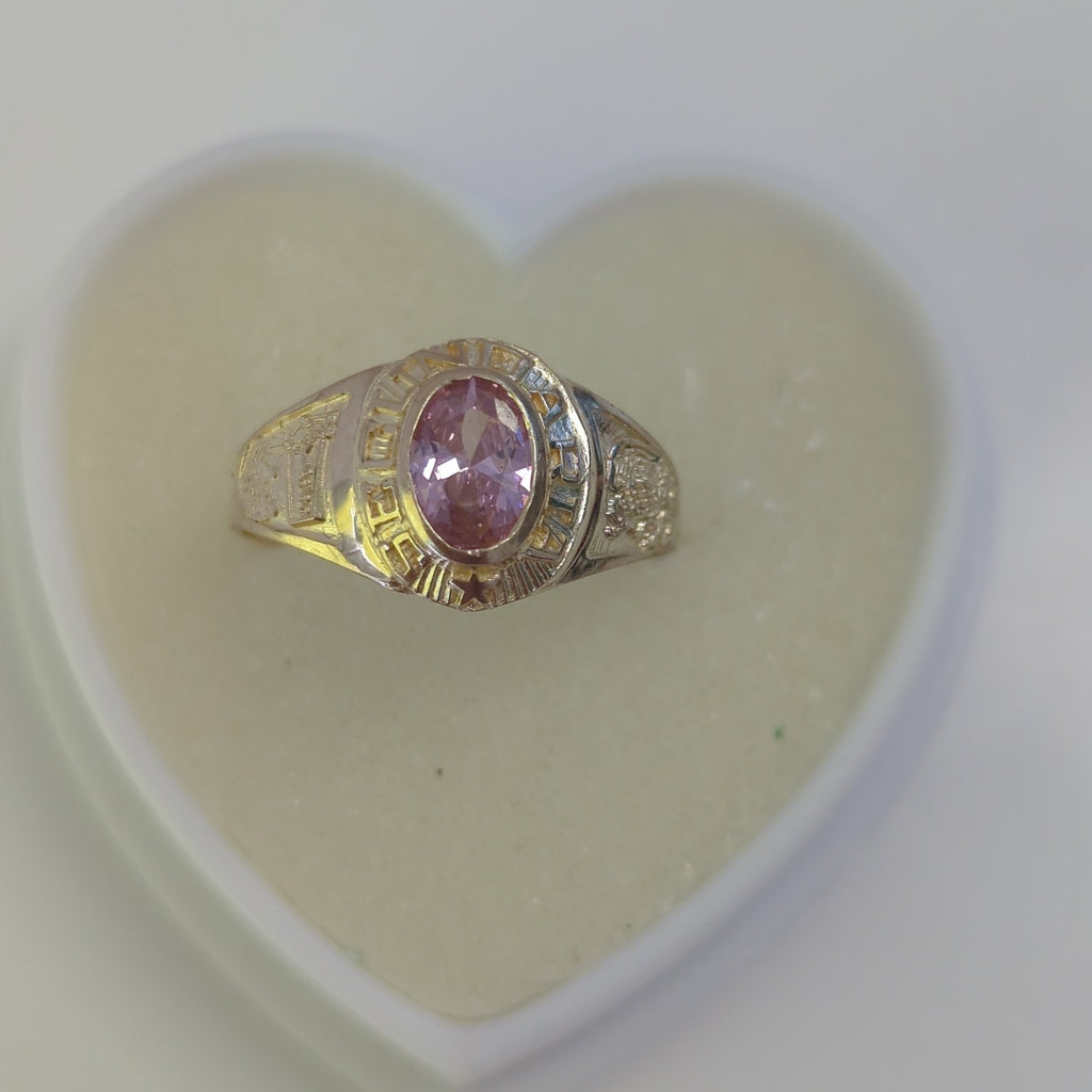 ANILLO DE GRADUACIÓN ORO 10 K 1.6 GRMS (SEMINUEVO)