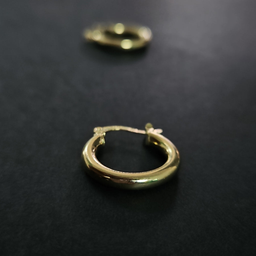 ARETES TEJIDO ARRACADAS LISAS 14K 1.6 GR (NUEVO)